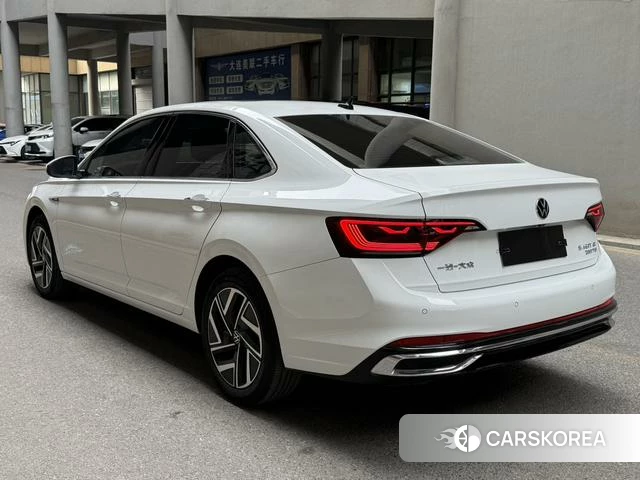 Volkswagen Sagitar 2022 Белый из Китая, фото 4