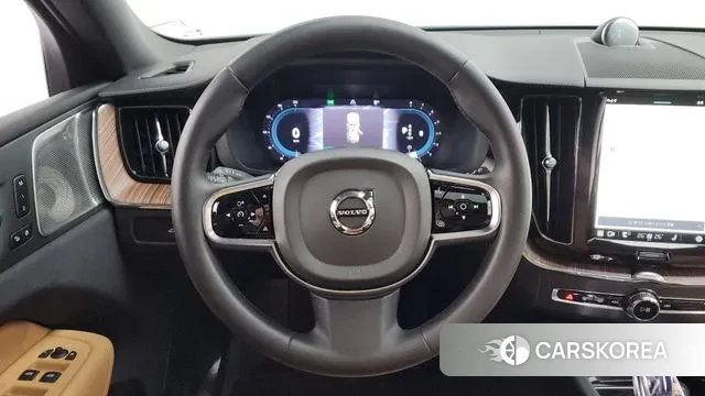 Volvo XC60 second Generation 2023 Синий из Кореи, фото 4