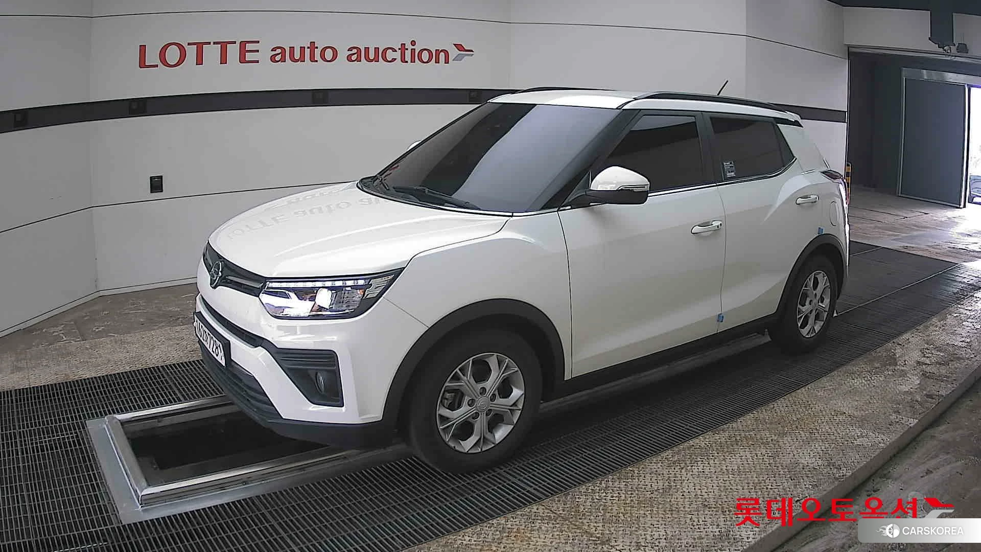 SsangYong Tivoli 2021 Grand White из Кореи, фото 4