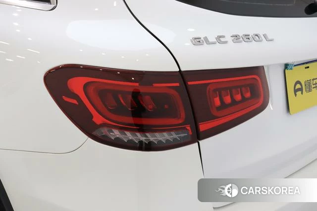 Mercedes-Benz GLC 2022 Белый из Китая, фото 4