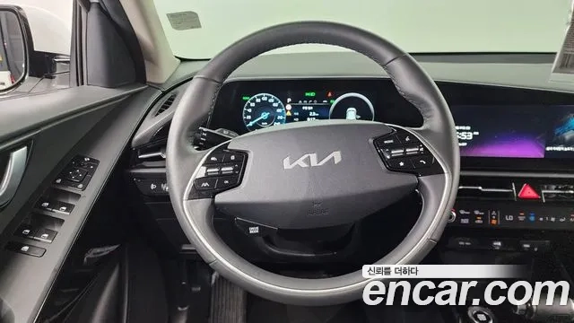 Kia Di Ol Nu Niro 2022 Белый из Кореи, фото 4