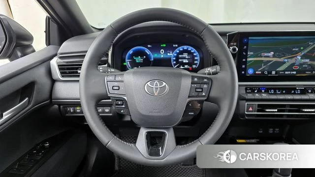 Toyota Camry (XV80) 2025 Серый из Кореи, фото 4