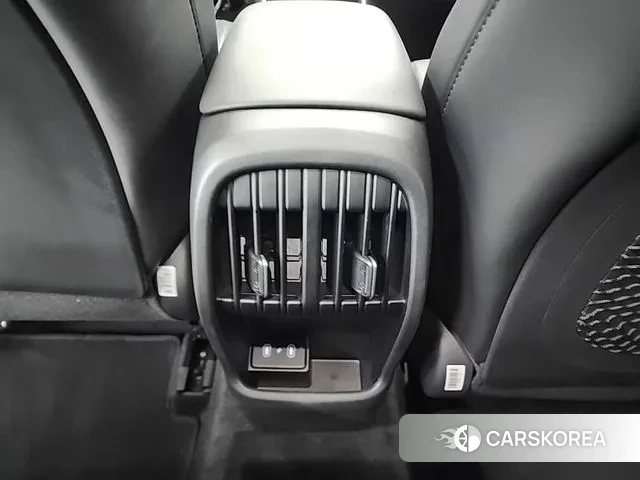 Hyundai Kona (SX2) 2025 Белый из Кореи, фото 4