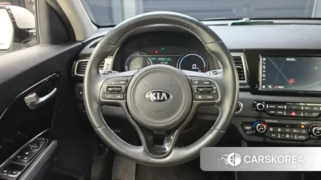 Kia Niro EV 2021 Серебряный из Кореи, фото 4