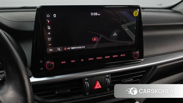 Kia The New K3 2nd generation 2023 Белый из Кореи, фото 4