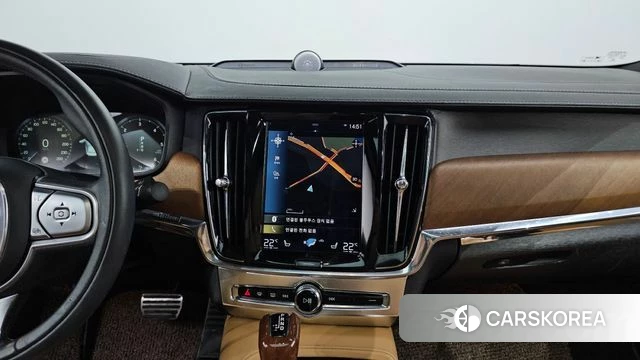 Volvo S90 2018 Серебристо-серый из Кореи, фото 4