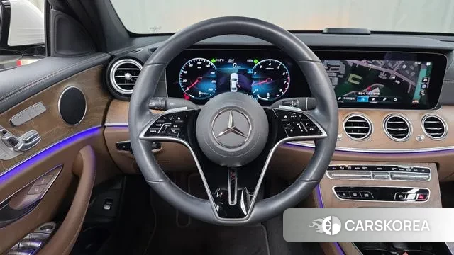 Mercedes-Benz E-Class W213 2022 Белый из Кореи, фото 4