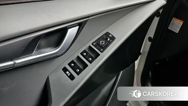 Kia Di Ol Nu Niro 2022 Белый из Кореи, фото 4