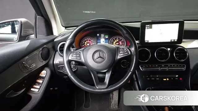 Mercedes-Benz GLC-Class X253 2019 Песочный из Кореи, фото 4