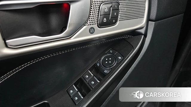 Ford Explorer 6th Generation 2020 Черный из Кореи, фото 4