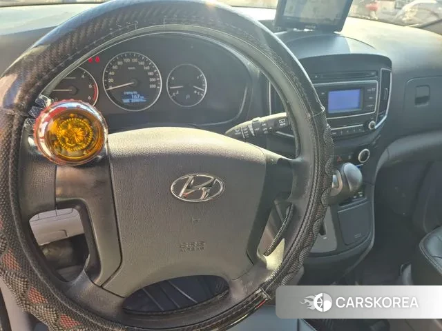 Hyundai Grand Starex 2018 Серебряный из Кореи, фото 4