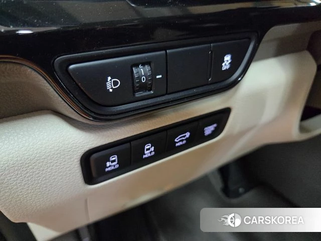 Kia The New Carnival 4th Generation 2025 Белый из Кореи, фото 4