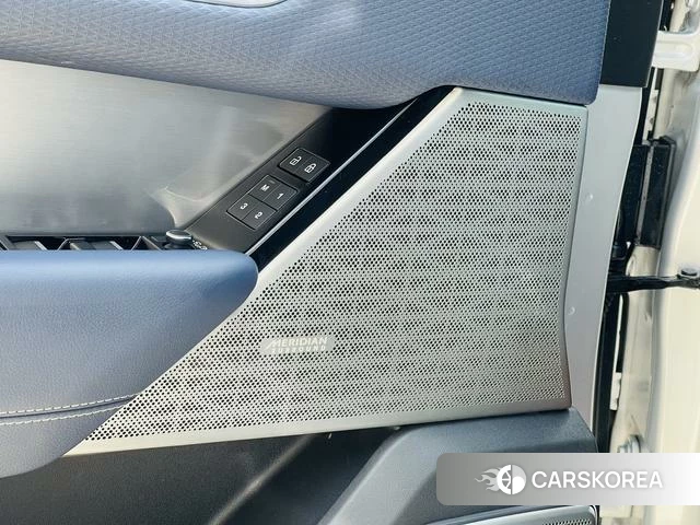 Land Rover Range Rover Star Pulse 2021 Серебристо-серый из Китая, фото 4