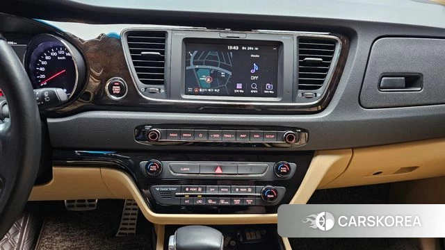 Kia The New Carnival 2018 Белый из Кореи, фото 4