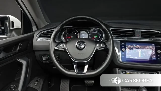 Volkswagen Tiguan second Generation 2020 Белый из Кореи, фото 4