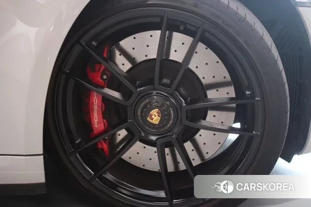 Porsche 911(992) 2022 Серебристо-серый из Кореи, фото 4