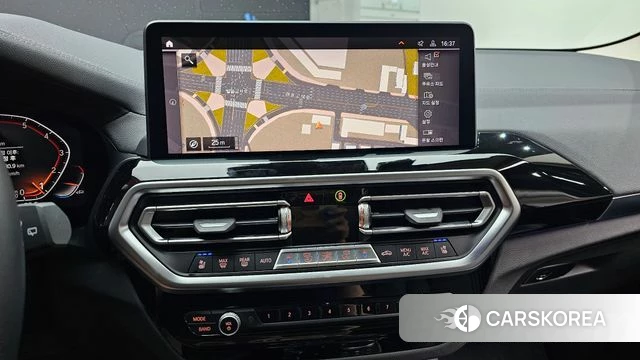 BMW X3 (G01) 2022 Белый из Кореи, фото 4