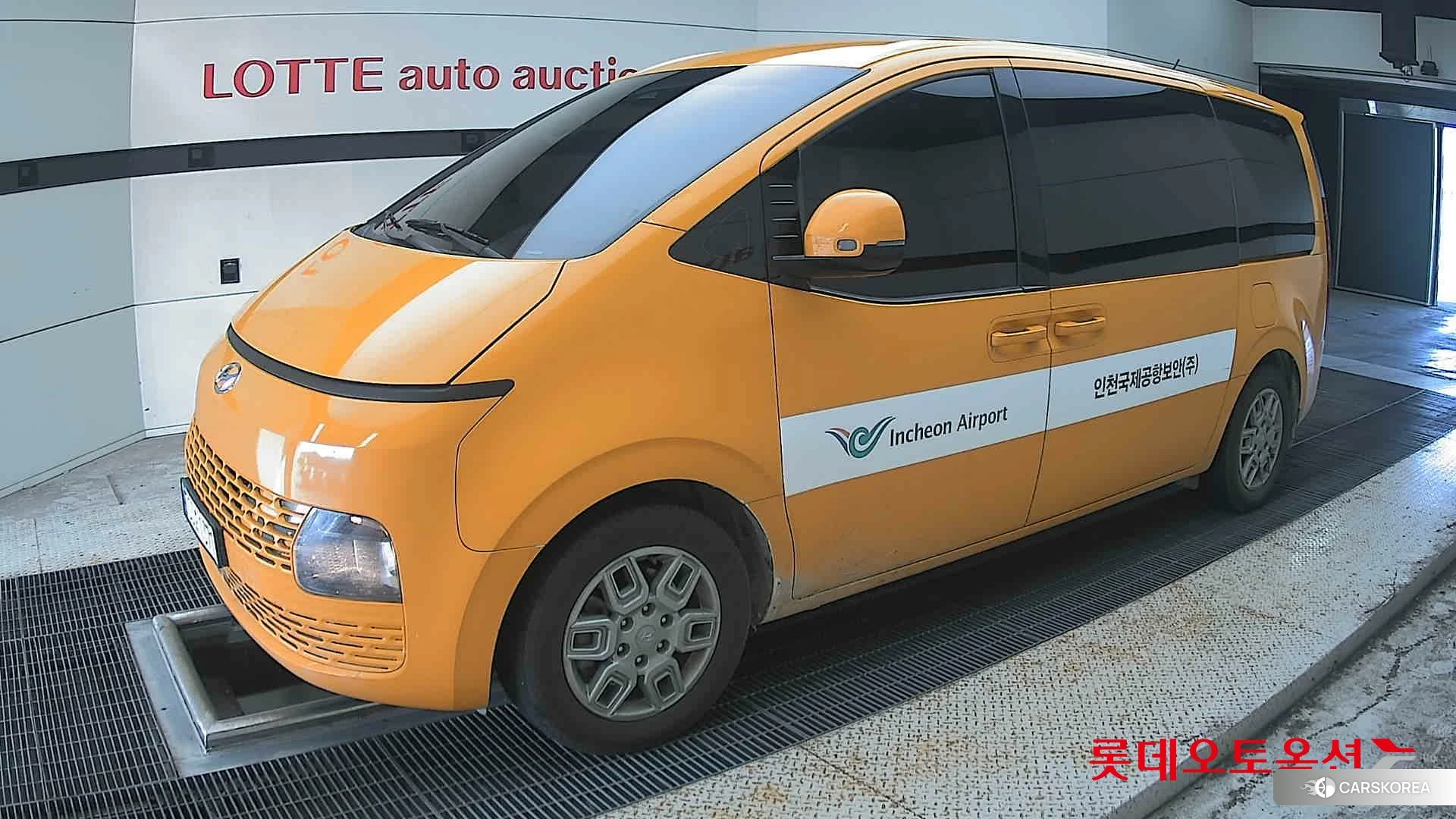 Hyundai Staria 2023 Creamy White из Кореи, фото 4