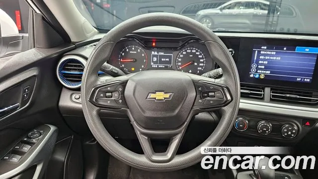Chevrolet (GM Daewoo) Trax Crossover 2024 Белый из Кореи, фото 4