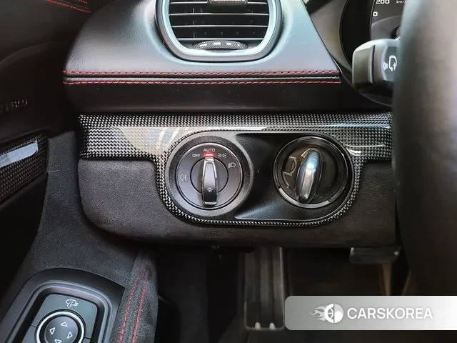 Porsche 718 Boxster 2021 Красный из Кореи, фото 4