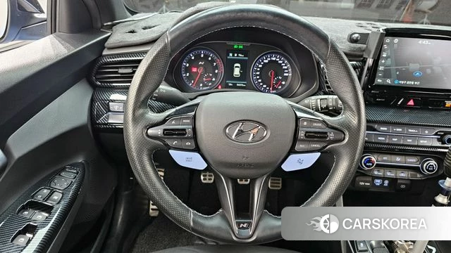 Hyundai Veloster (JS) 2018 Светло-серебряный цвет из Кореи, фото 4