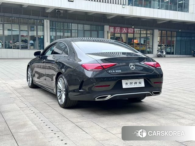 Mercedes-Benz CLS 2022 Темно-серый из Китая, фото 4