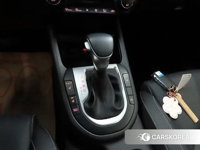 Kia The New K3 2nd generation 2021 Белый из Кореи, фото 4