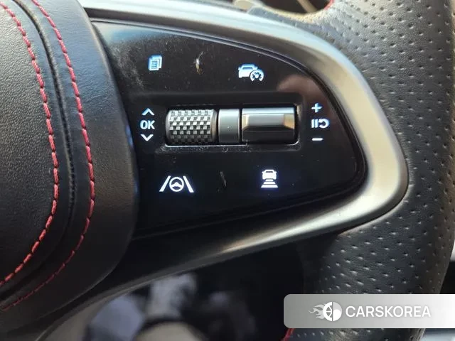 Genesis GV70 2022 Белый из Кореи, фото 4