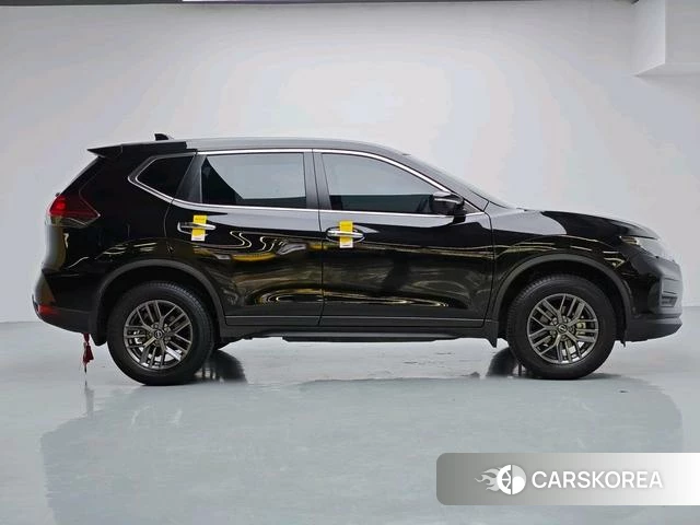 Nissan Qijun 2025 Черный из Китая, фото 4