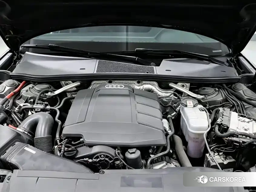 Audi A6L 2022 Черный из Китая, фото 4