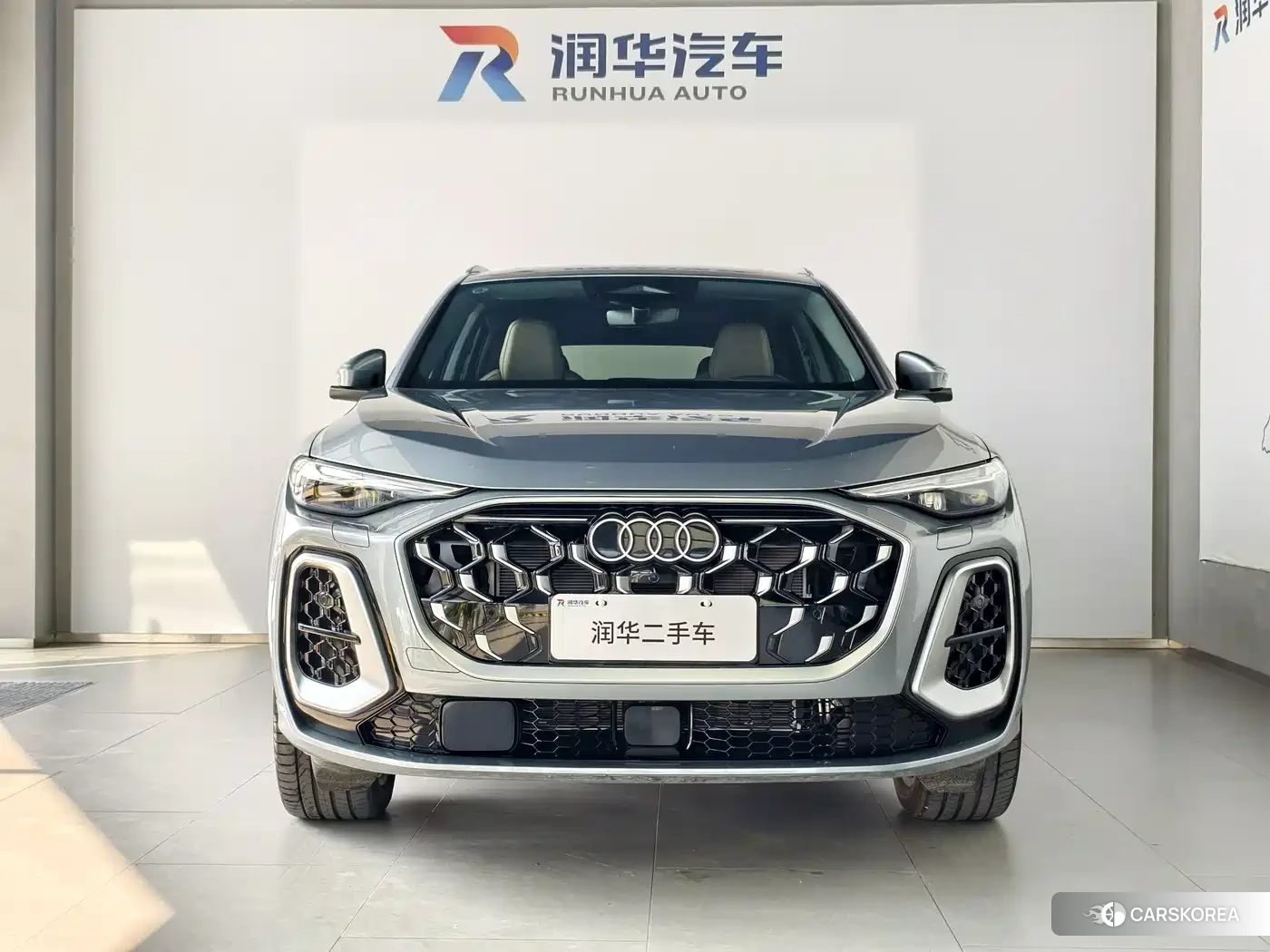 Audi Q5L 2025 Синий из Китая, фото 4