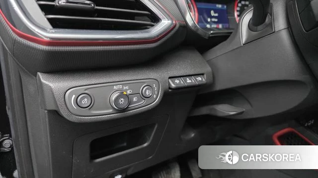 Chevrolet (GM Daewoo) Trailblazer 2023 Черный из Кореи, фото 4