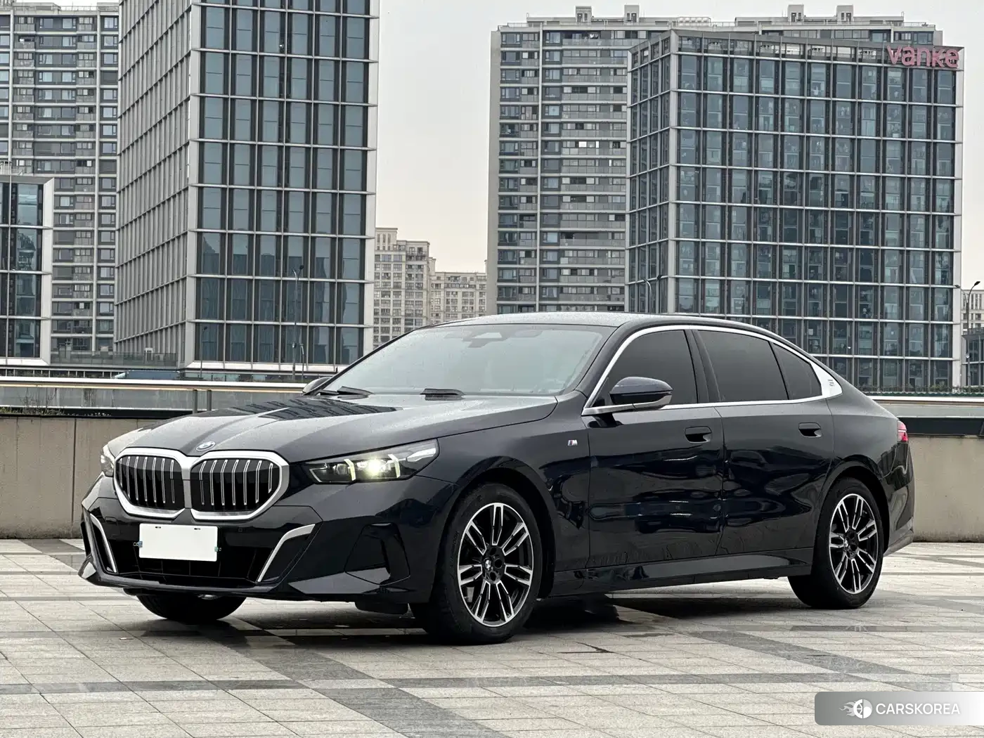 BMW 5 series 2024 Черный из Китая, фото 4