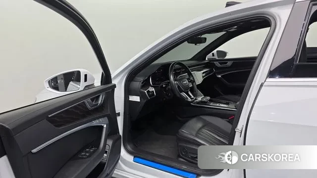 Audi A6 (C8) 2021 Белый из Кореи, фото 4