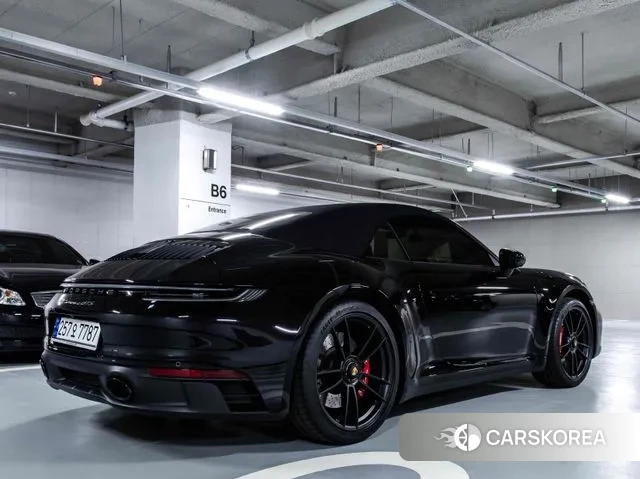 Porsche 911(992) 2023 Черный из Кореи, фото 4