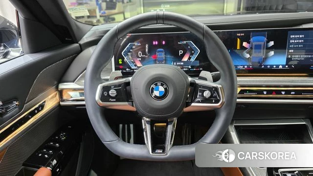 BMW 7 Series (G70) 2024 Черный из Кореи, фото 4