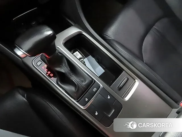 Kia The New K5 2nd generation 2018 Белый из Кореи, фото 4