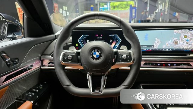 BMW 7 Series (G70) 2025 Черный из Кореи, фото 4