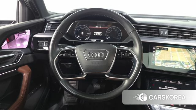 Audi e-Tron 2020 Белый из Кореи, фото 4