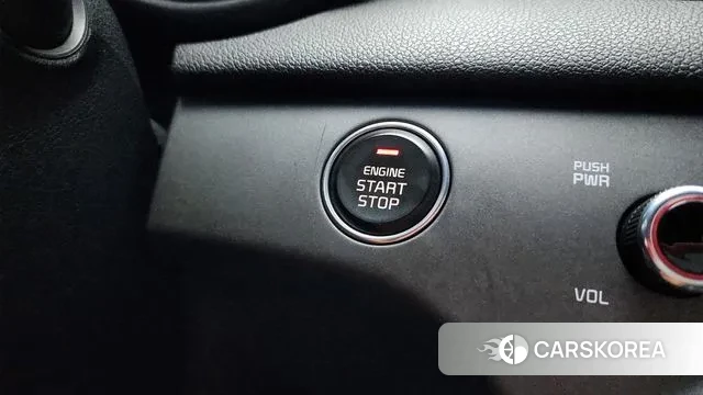 Kia Sportage The Bold 2018 Белый из Кореи, фото 4