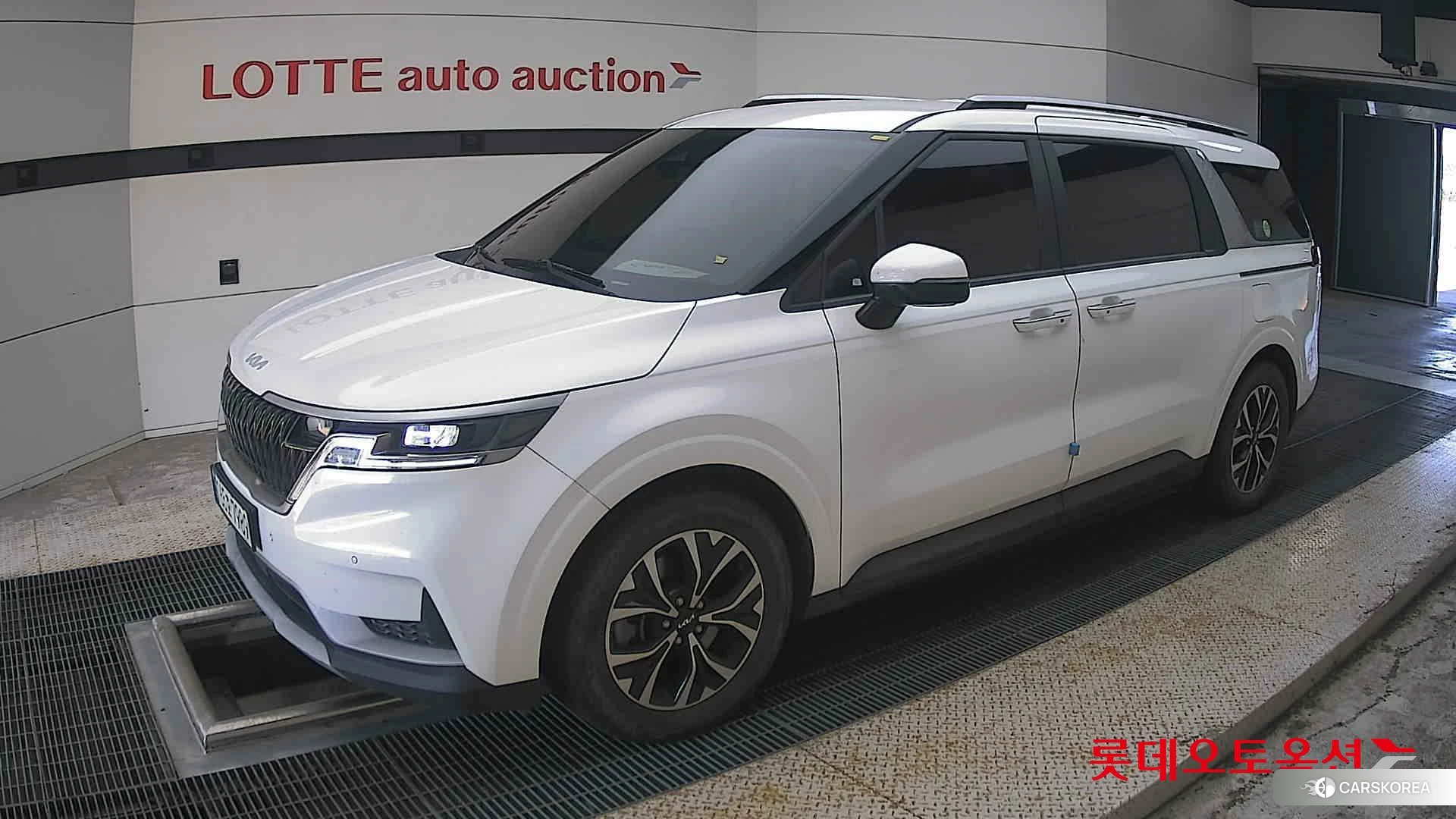 Kia Carnival 2022 Snow White Pearl (optional) из Кореи, фото 4