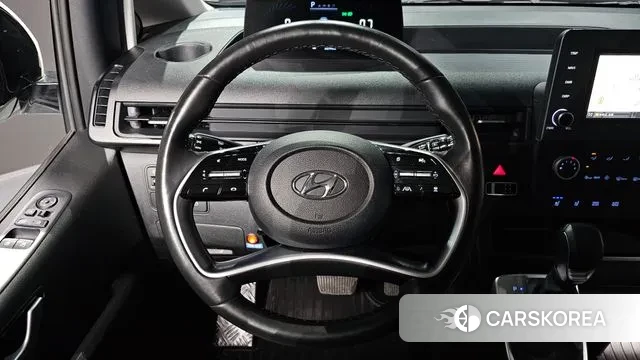 Hyundai Staria 2022 Белый из Кореи, фото 4