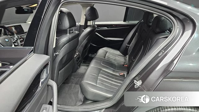 BMW 5 Series (G30) 2018 Серый из Кореи, фото 4