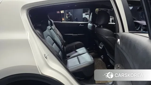 Kia Sportage The Bold 2018 Белый из Кореи, фото 4