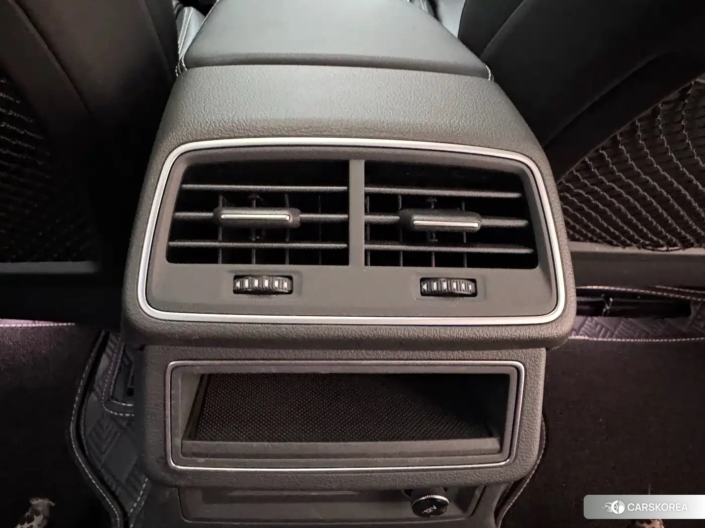 Audi A6L 2026 Черный из Китая, фото 4