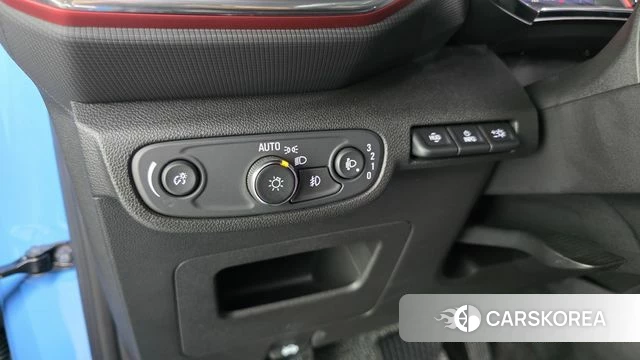 Chevrolet (GM Daewoo) Trailblazer 2022 Небесно-голубой из Кореи, фото 4