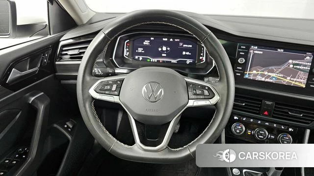 Volkswagen 7th Generation of Jetta 2023 Белый из Кореи, фото 4