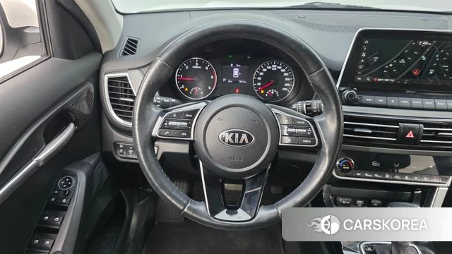 Kia Seltos 2021 Белый из Кореи, фото 4