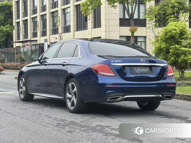 Mercedes-Benz E-class 2018 Синий из Китая, фото 4