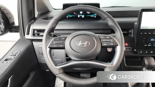 Hyundai Staria 2024 Черный из Кореи, фото 4